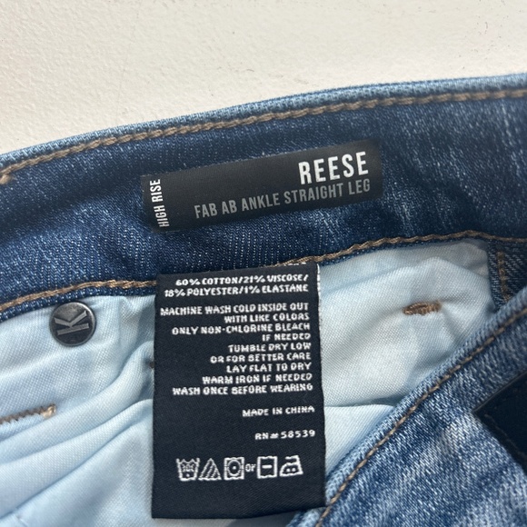 Kut from the Kloth High Rise Reese Fab Ab Ankle Straight Leg Jeans - Picture 4 of 5